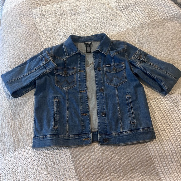 Wrangler Women's Classic Indigo Jean Jacket - Picture 6 of 9
